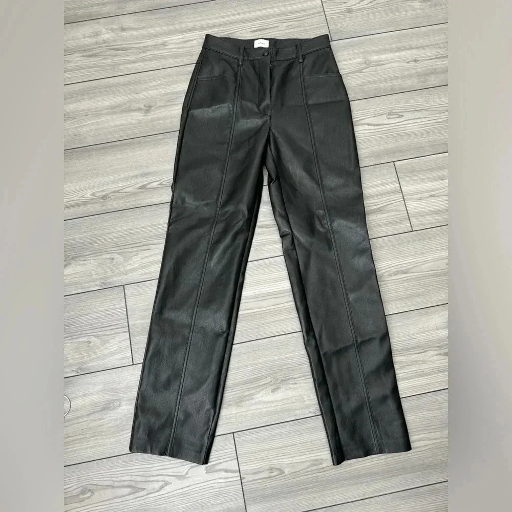 Wilfred Aritzia Women's Vegan Leather Black Noir
Pants Moto Biker Size 2